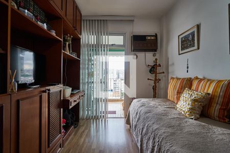 Apartamento à venda com 119m², 3 quartos e 2 vagasQuarto 3