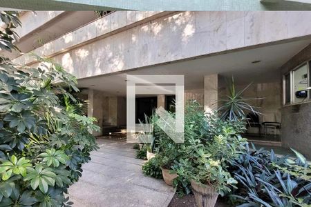 Apartamento à venda com 119m², 3 quartos e 2 vagasHall