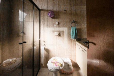 Casa à venda com 220m², 3 quartos e 3 vagas Casa à venda com 220m², 3 quartos e 3 vagasBanheiro Social