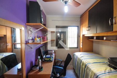 Casa à venda com 220m², 3 quartos e 3 vagas Casa à venda com 220m², 3 quartos e 3 vagasQuarto 02