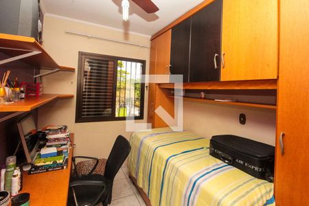 Casa à venda com 220m², 3 quartos e 3 vagas Casa à venda com 220m², 3 quartos e 3 vagasQuarto 02
