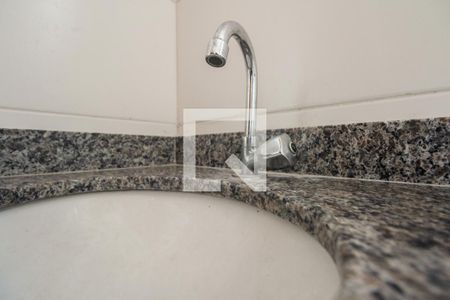 Apartamento para alugar com 45m², 2 quartos e sem vaga Apartamento para alugar com 45m², 2 quartos e sem vagaBanheiro