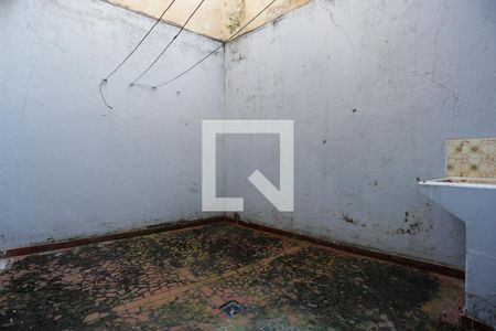 Casa à venda com 100m², 3 quartos e 2 vagas Casa à venda com 100m², 3 quartos e 2 vagasÁrea de serviço