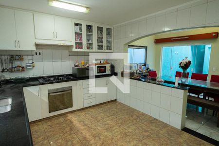 Casa à venda com 125m², 4 quartos e 2 vagasCozinha