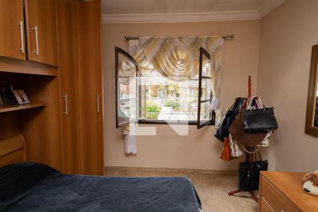 Casa à venda com 125m², 4 quartos e 2 vagasSuíte