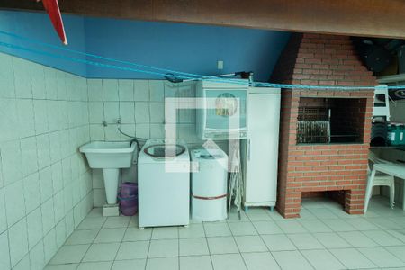 Casa à venda com 125m², 4 quartos e 2 vagasÁrea de Serviço e Churrasqueira