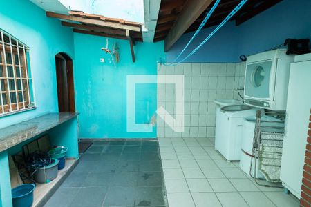 Casa à venda com 125m², 4 quartos e 2 vagasÁrea de Serviço