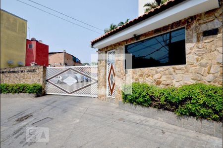 Apartamento à venda com 60m², 2 quartos e 1 vaga Apartamento à venda com 60m², 2 quartos e 1 vagaFachada