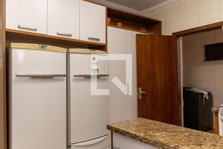 Casa à venda com 380m², 3 quartos e 3 vagas Casa à venda com 380m², 3 quartos e 3 vagasCozinha