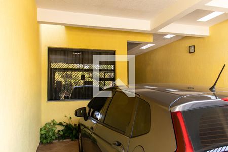 Casa à venda com 380m², 3 quartos e 3 vagas Casa à venda com 380m², 3 quartos e 3 vagasGaragem