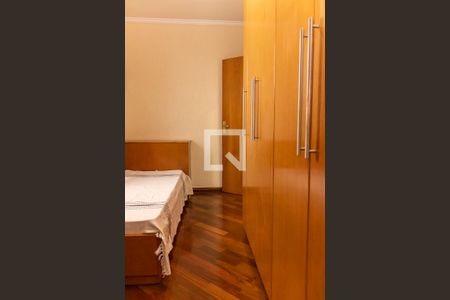 Casa à venda com 380m², 3 quartos e 3 vagas Casa à venda com 380m², 3 quartos e 3 vagasSuíte 2