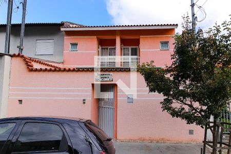 Casa à venda com 140m², 3 quartos e 2 vagasFachada