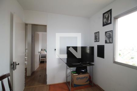 Apartamento à venda com 110m², 3 quartos e 2 vagasQuarto 2 