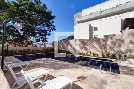 Apartamento à venda com 37m², 2 quartos e sem vaga Apartamento à venda com 37m², 2 quartos e sem vagaÁrea comum - Piscina