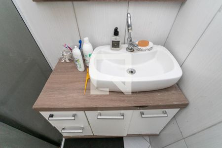 Apartamento à venda com 75m², 2 quartos e 1 vaga Apartamento à venda com 75m², 2 quartos e 1 vagaBanheiro