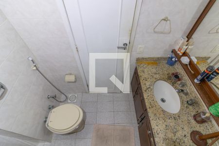 Apartamento à venda com 90m², 3 quartos e 2 vagas Apartamento à venda com 90m², 3 quartos e 2 vagasBanheiro Social
