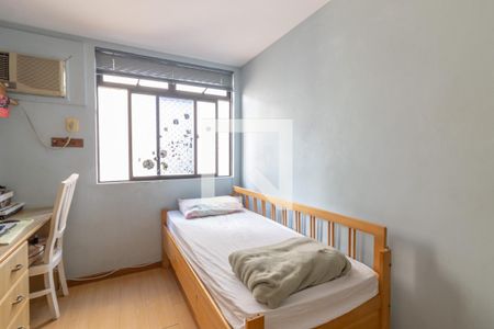 Apartamento à venda com 90m², 3 quartos e 2 vagas Apartamento à venda com 90m², 3 quartos e 2 vagasQuarto 2
