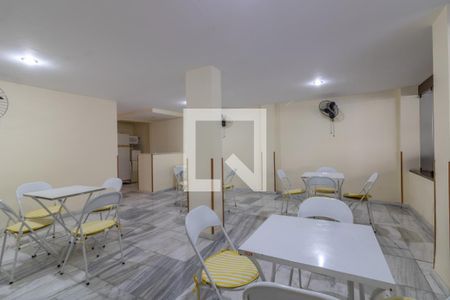 Apartamento à venda com 90m², 3 quartos e 2 vagas Apartamento à venda com 90m², 3 quartos e 2 vagasÁrea comum - Salão de Festas