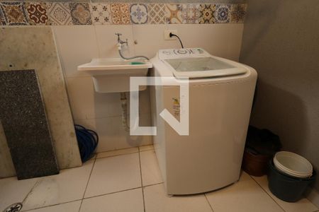 Casa à venda com 140m², 4 quartos e 2 vagasÁrea de Serviço