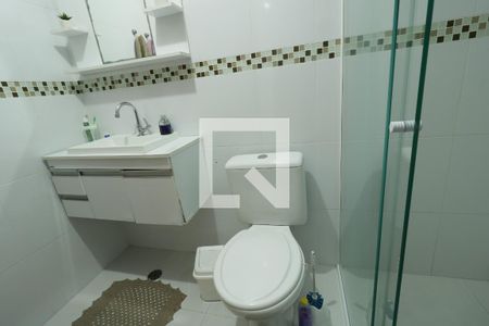 Casa à venda com 140m², 4 quartos e 2 vagasBanheiro 2