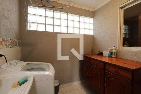 Casa à venda com 140m², 4 quartos e 2 vagasÁrea de Serviço