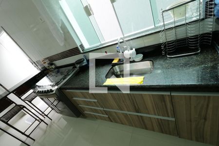 Casa à venda com 140m², 4 quartos e 2 vagasCozinha 1