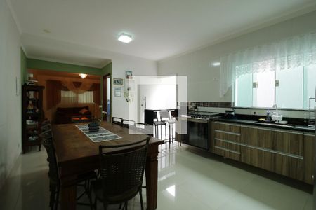 Casa à venda com 140m², 4 quartos e 2 vagasCozinha 1