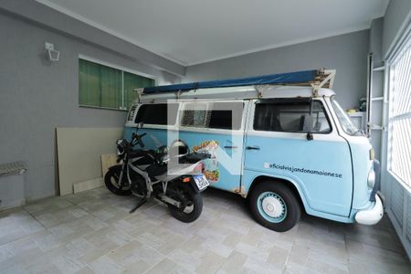 Casa à venda com 140m², 4 quartos e 2 vagasGaragem