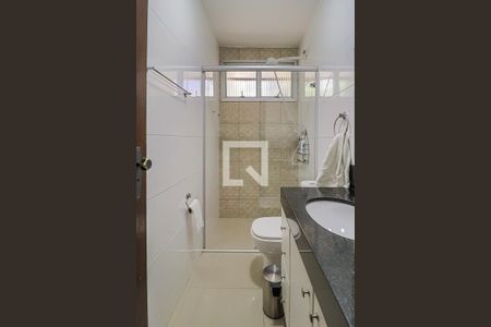 Apartamento à venda com 94m², 3 quartos e 2 vagasBanheiro do Corredor