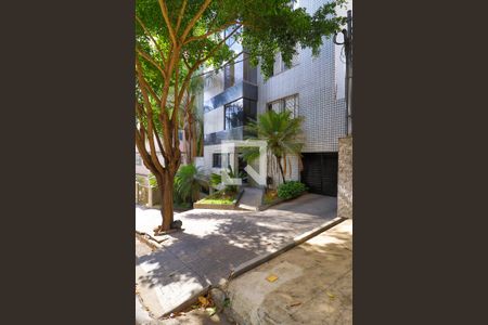 Apartamento à venda com 94m², 3 quartos e 2 vagasFachada