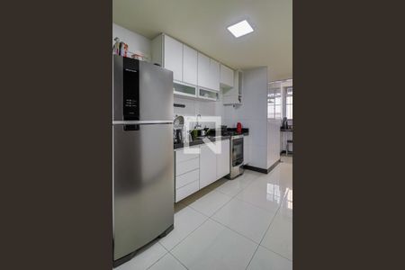 Apartamento à venda com 94m², 3 quartos e 2 vagasCozinha e Área de Serviço