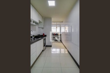 Apartamento à venda com 94m², 3 quartos e 2 vagasCozinha e Área de Serviço