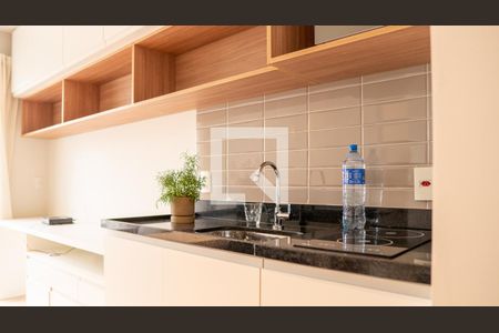 Studio à venda com 28m², 1 quarto e sem vaga Studio à venda com 28m², 1 quarto e sem vagaCozinha