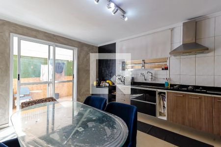 Casa à venda com 141m², 4 quartos e 2 vagas Casa à venda com 141m², 4 quartos e 2 vagasCozinha