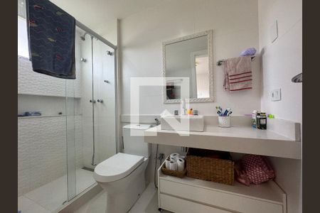 Casa de condomínio para alugar com 350m², 4 quartos e 5 vagas Casa de condomínio para alugar com 350m², 4 quartos e 5 vagasSuíte 2 - Banheiro