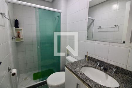 Apartamento à venda com 160m², 4 quartos e 3 vagas Apartamento à venda com 160m², 4 quartos e 3 vagasBanheiro da Suíte 1