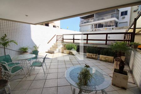 Apartamento à venda com 160m², 4 quartos e 3 vagas Apartamento à venda com 160m², 4 quartos e 3 vagasÁrea comum