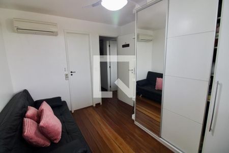 Apartamento à venda com 160m², 4 quartos e 3 vagas Apartamento à venda com 160m², 4 quartos e 3 vagasSuite 3