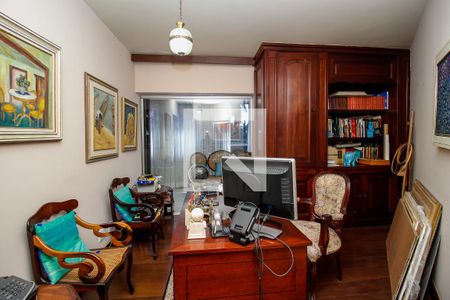 Apartamento à venda com 585m², 6 quartos e 3 vagasEscritório