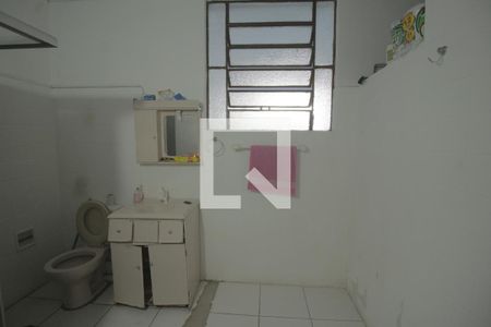 Casa à venda com 200m², 4 quartos e 2 vagasBanheiro 1