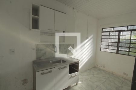 Casa à venda com 200m², 4 quartos e 2 vagasCozinha e Área de Serviço