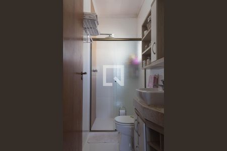 Apartamento à venda com 114m², 2 quartos e 3 vagas Apartamento à venda com 114m², 2 quartos e 3 vagasBanheiro da Suíte 1