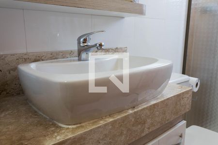 Apartamento à venda com 114m², 2 quartos e 3 vagas Apartamento à venda com 114m², 2 quartos e 3 vagasBanheiro da Suíte 2