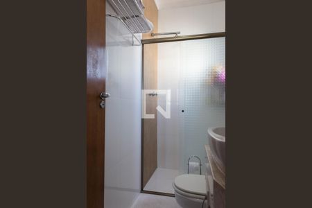 Apartamento à venda com 114m², 2 quartos e 3 vagas Apartamento à venda com 114m², 2 quartos e 3 vagasBanheiro da Suíte 1