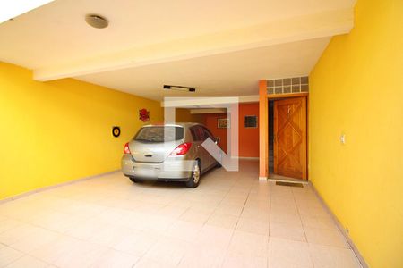 Casa à venda com 230m², 3 quartos e 2 vagasGaragem