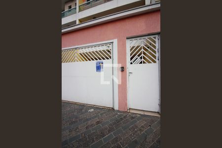 Casa à venda com 230m², 3 quartos e 2 vagasFachada Plaquinha 