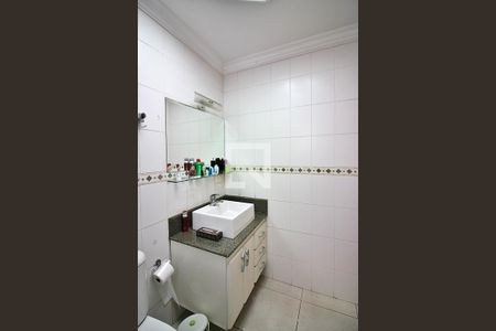 Casa à venda com 230m², 3 quartos e 2 vagasBanheiro da Suíte 2