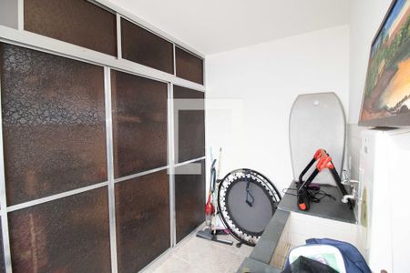 Casa à venda com 277m², 4 quartos e 2 vagas Casa à venda com 277m², 4 quartos e 2 vagasQuarto dos fundos