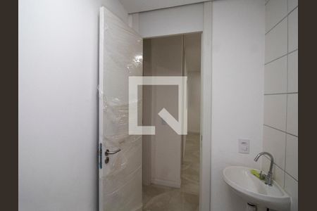 Apartamento para alugar com 42m², 2 quartos e sem vaga Apartamento para alugar com 42m², 2 quartos e sem vagaBanheiro