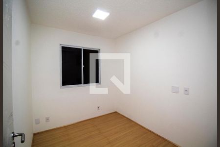 Quarto 1 de apartamento para alugar com 2 quartos, 42m² em Bonsucesso, Rio de Janeiro
